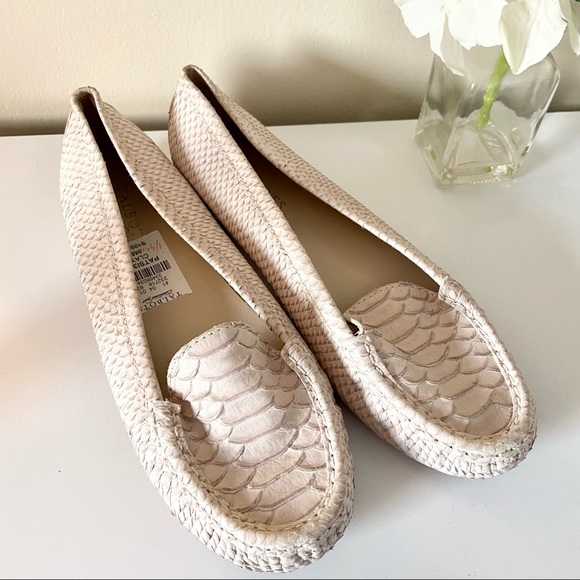 Talbots NWOB Patsi Leather Loafers Clay Flats - Picture 8 of 8